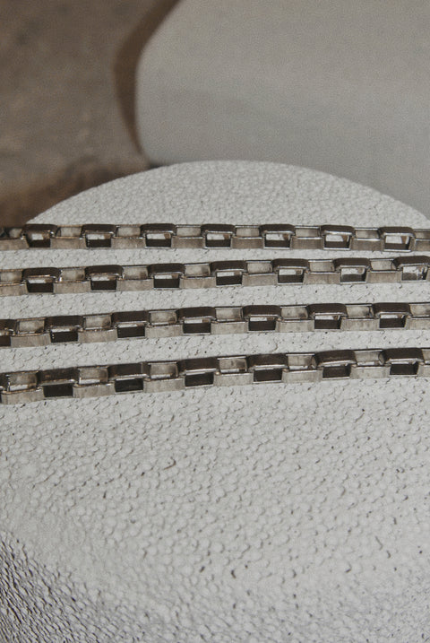 Basic Rectangle Box Chain Bracelet