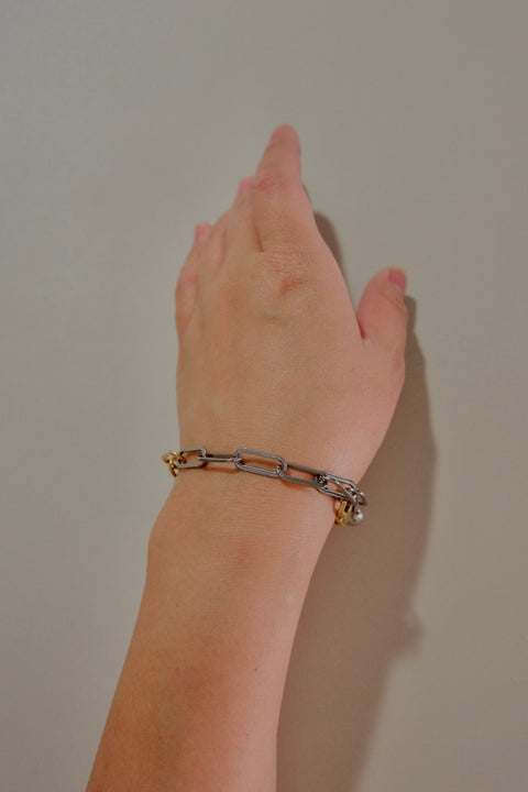 Alia Bracelet