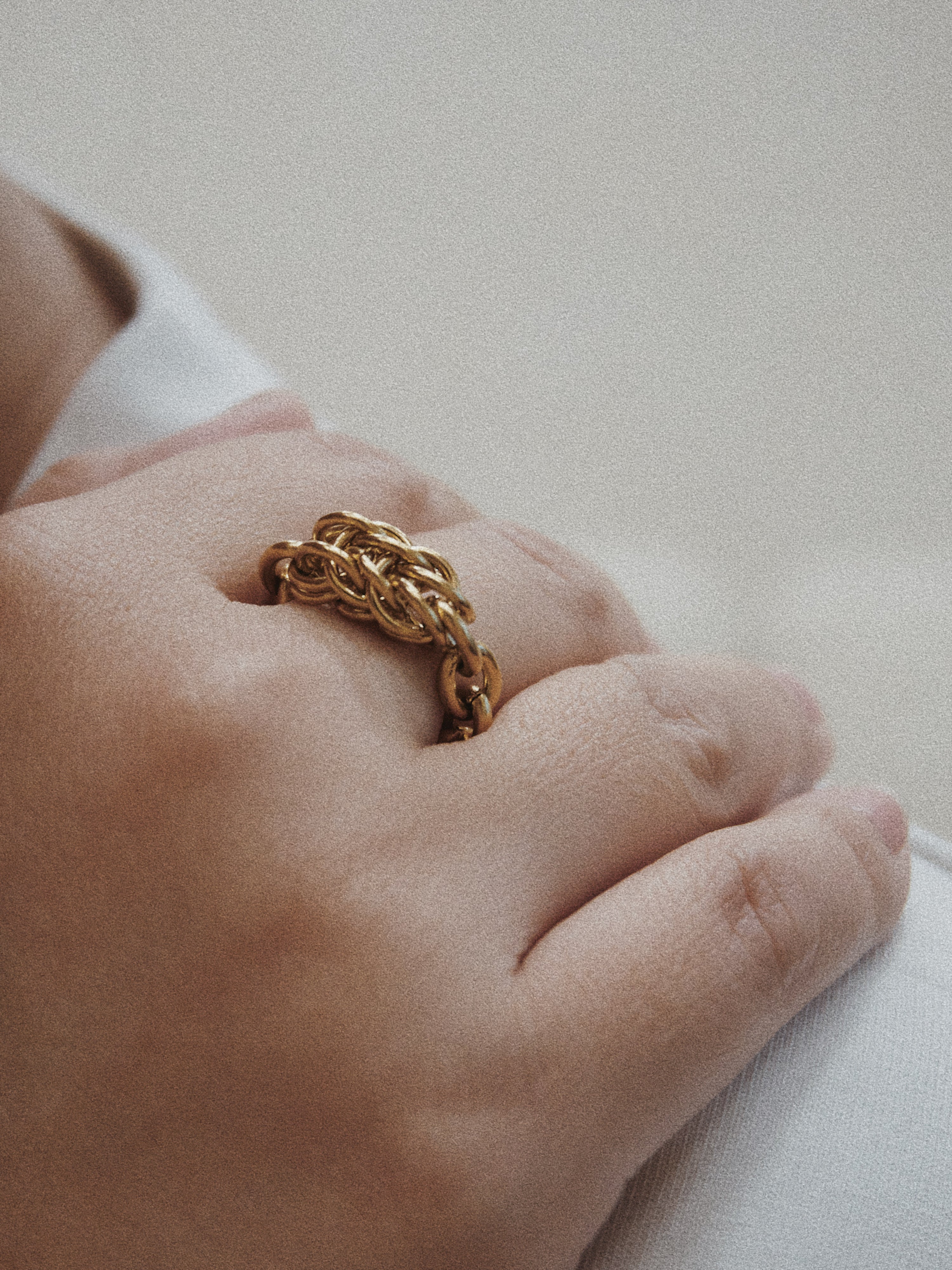 Peri Ring