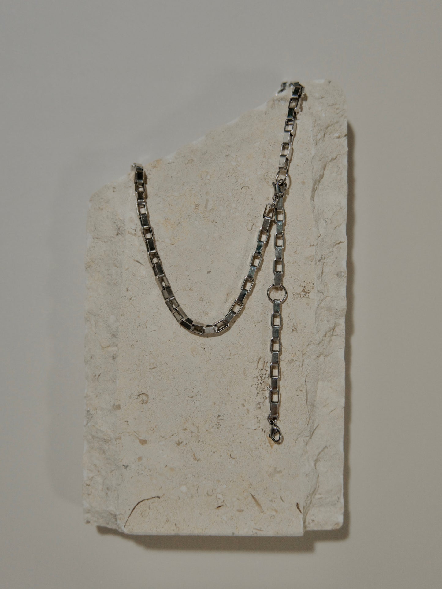 Basic Rectangle Box Chain Necklace