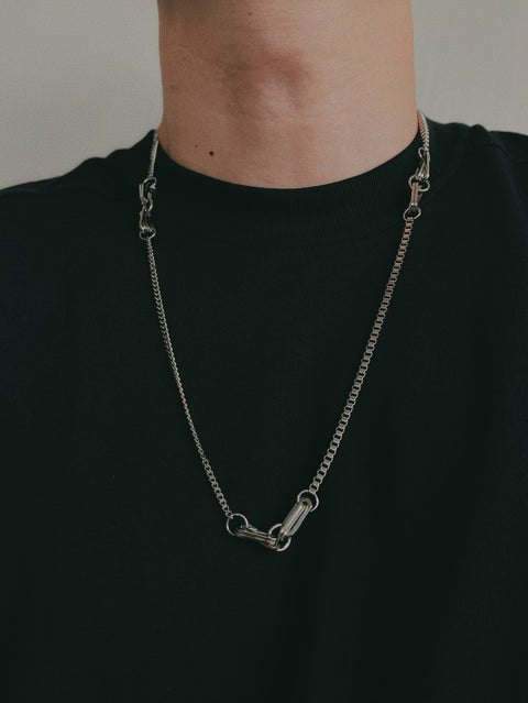 Will Neck Chain Three-Way